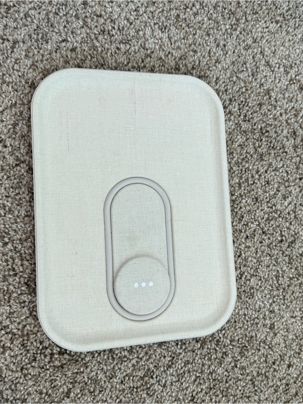 Courant mag safe dual Charger Pad Beige with cord